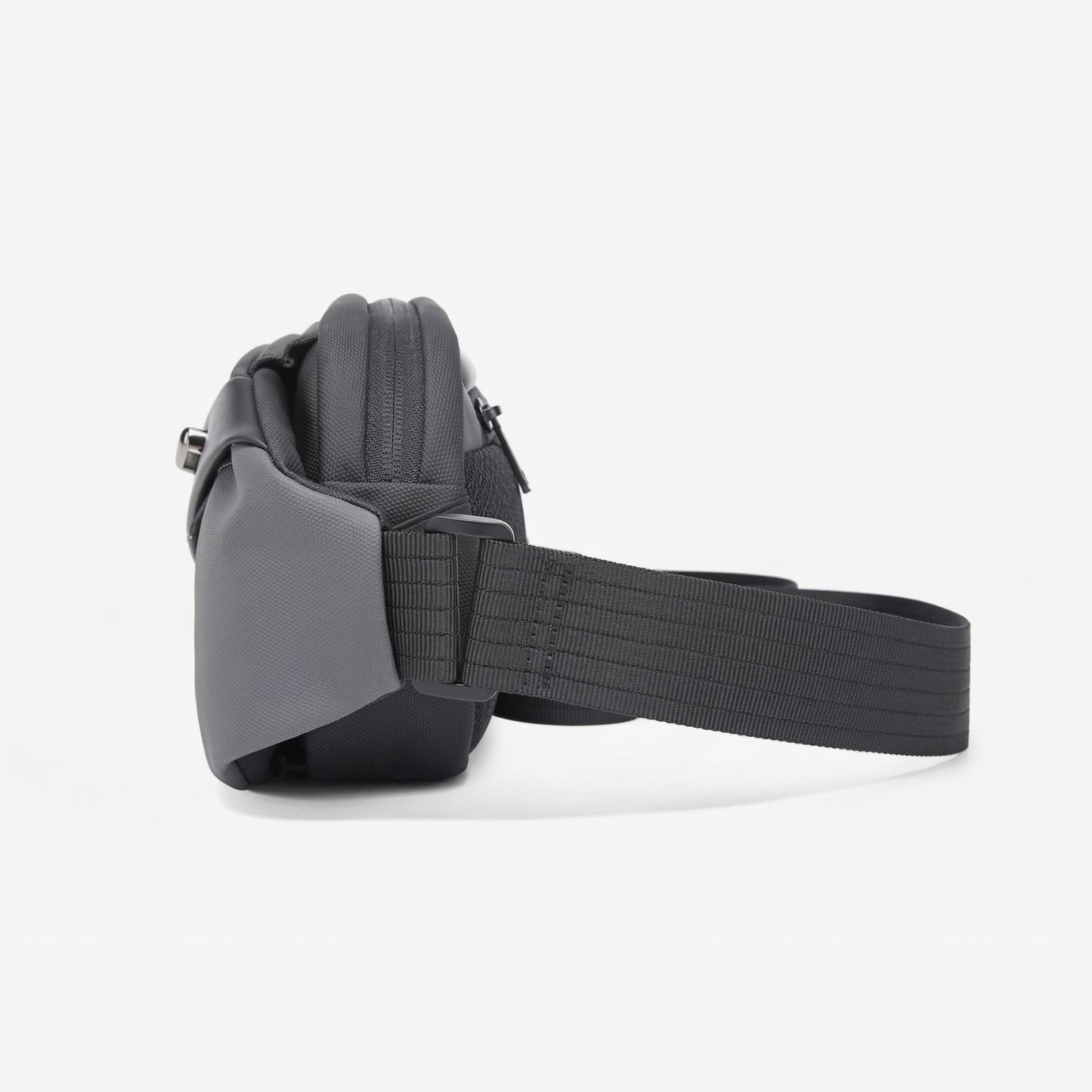 BLADE - Sacoche Banane Élégante et Pratique